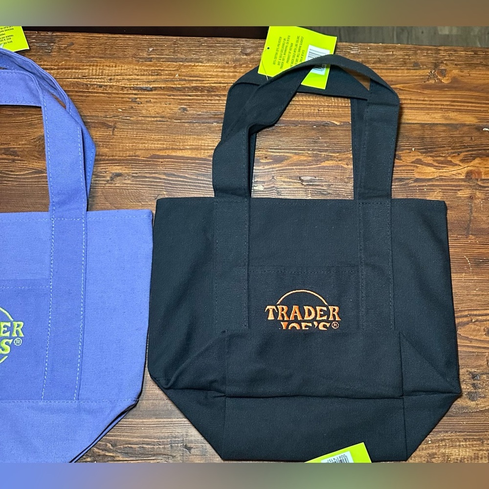 FULL SET OF 4! Trader Joe’s Trick Or Treat Canvas Tote Bags Mini Halloween. - Picture 5 of 6